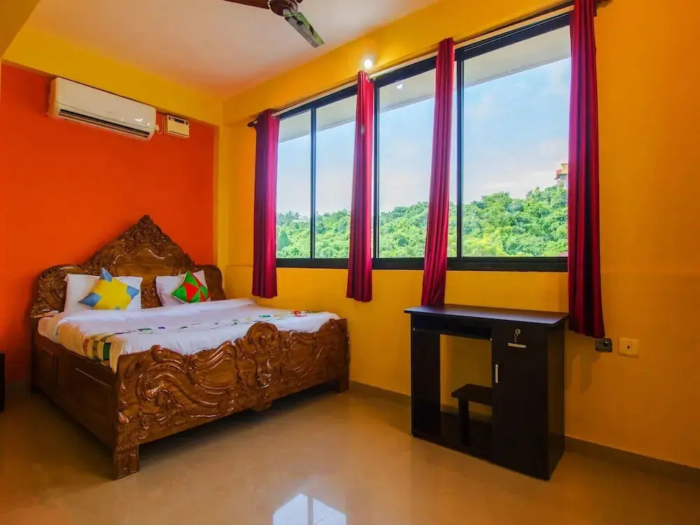 Oyo Home 18351 Luxurious Stay