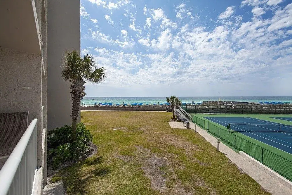 Gulf Shore Condo #217 - 1 Br condo by RedAwning