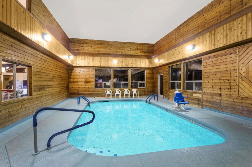 Pinetop Studio Suites