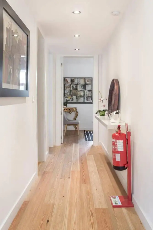 Apartment With 2 Bedrooms In Lisboa, With Terrace And Wifi