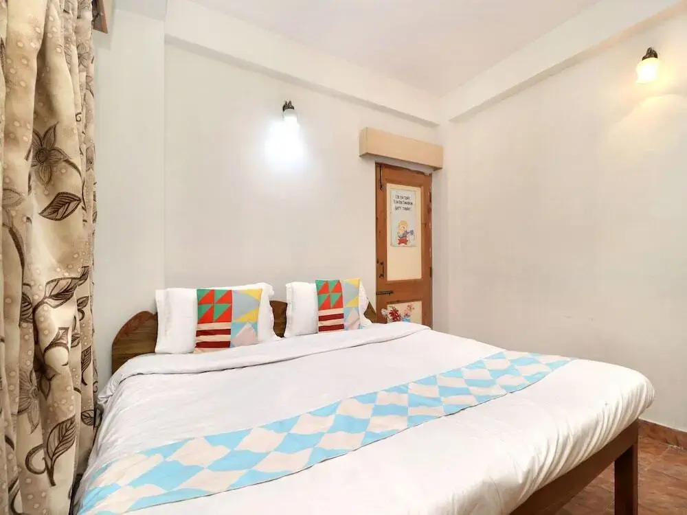 Valley View Stay by OYO Rooms
