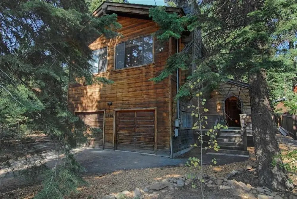 Spacious Cedar Flat Lookout Home #157