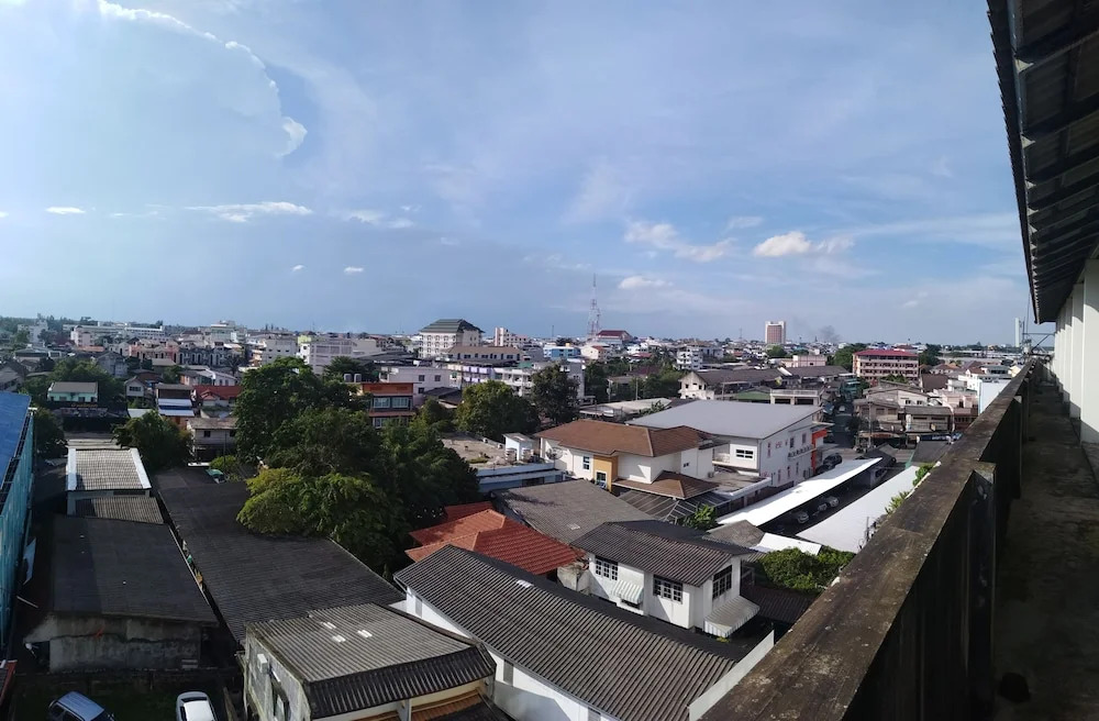 Sansabai Place