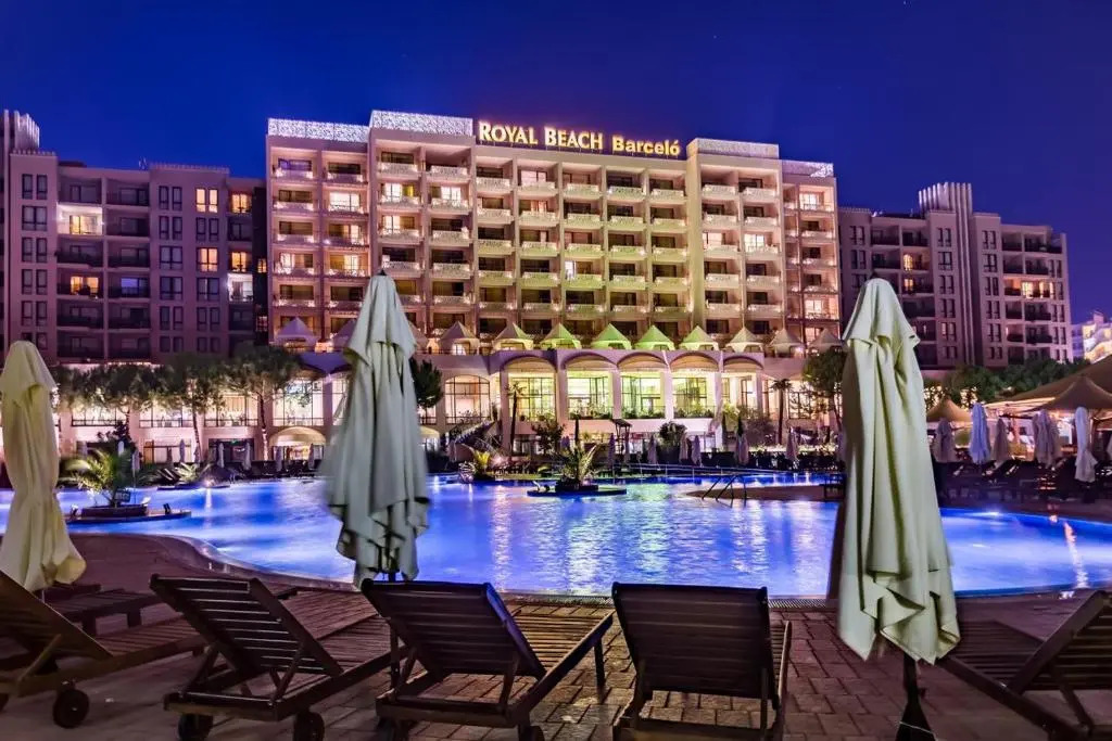 Royal Beach Apartments