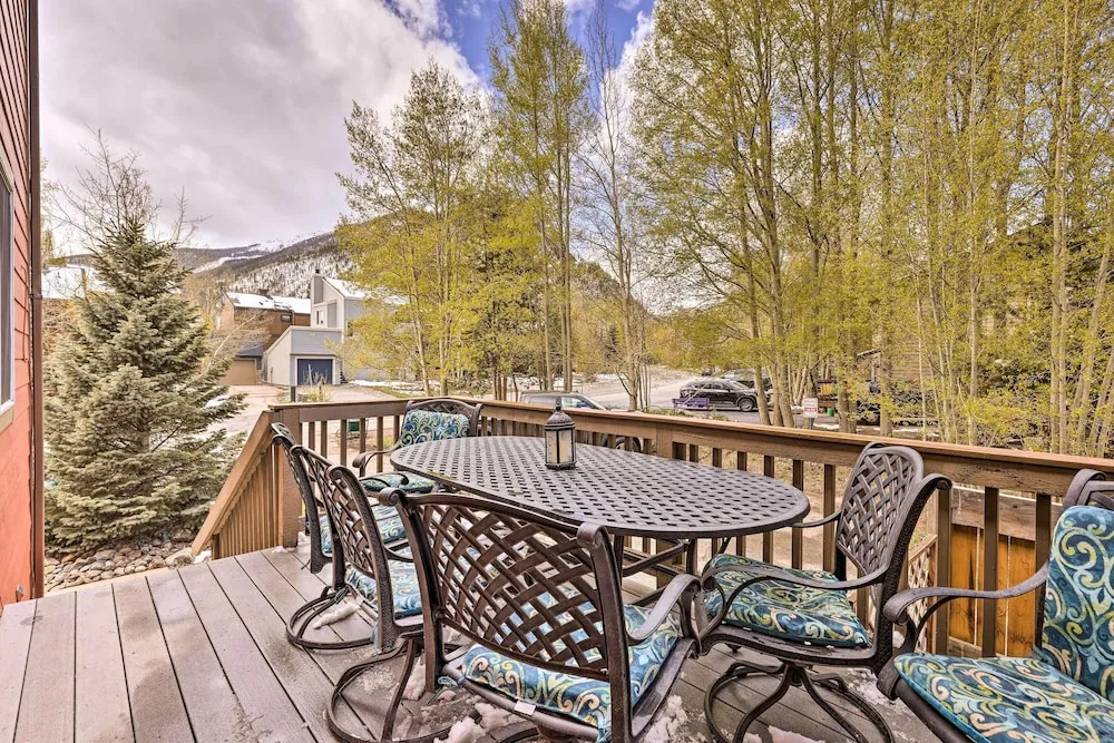 Walk to Frisco Main St: Townhome Steps to Trail!