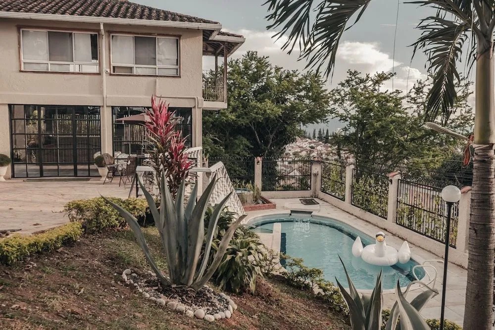Casa Lago Boutique