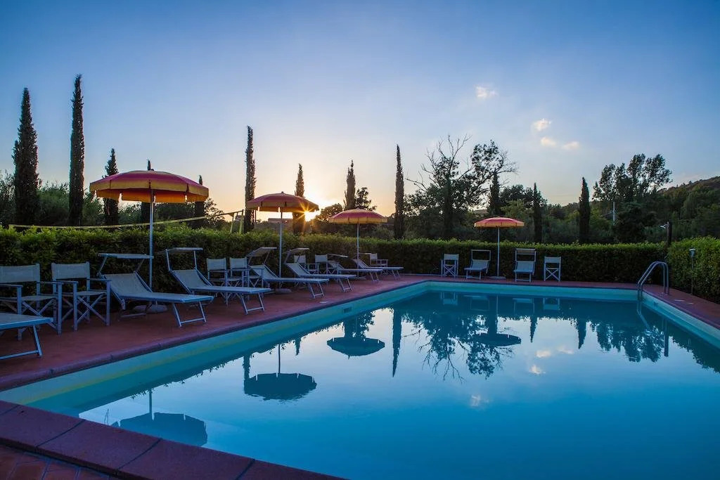 Casa Vacanze "Casale al Pino"