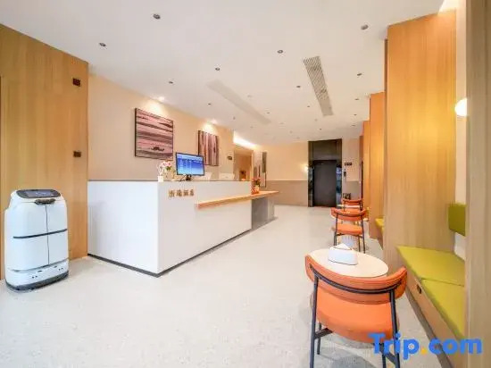 Selected Hotel (Suzhou Panmen Scenic Area Xinshiqiao Subway Station Branch)