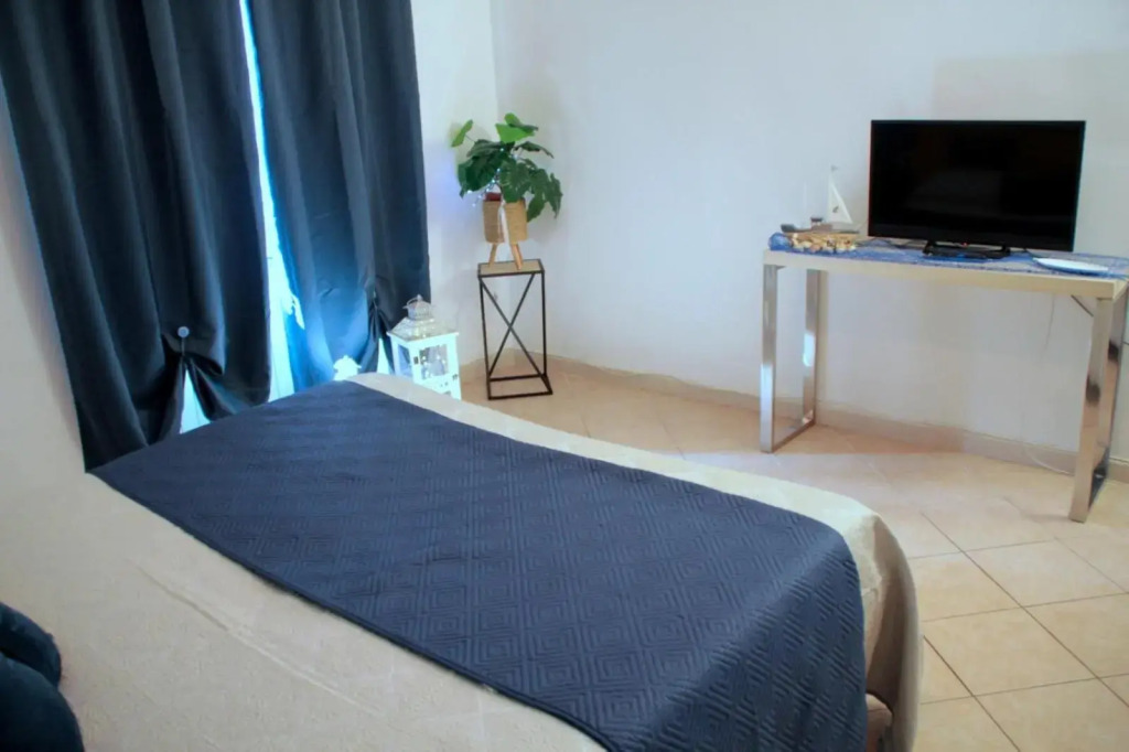 Suite Petroni