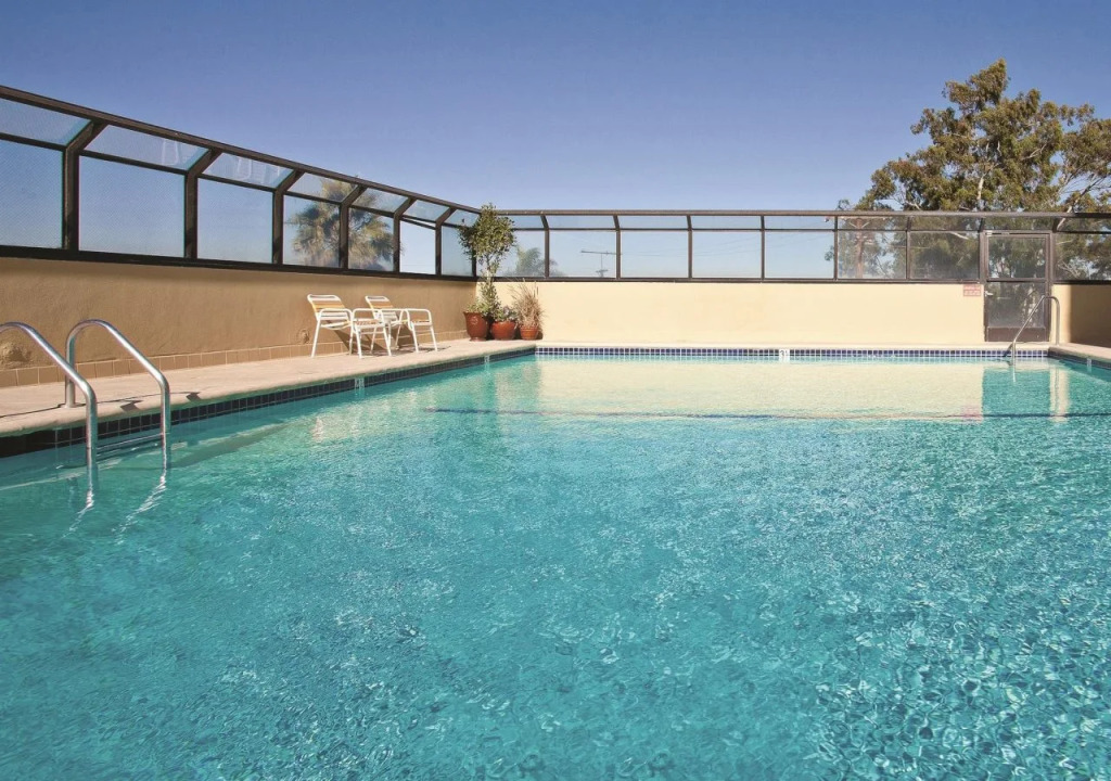 Отель Hilton Garden Inn LAX Los Angeles Airport