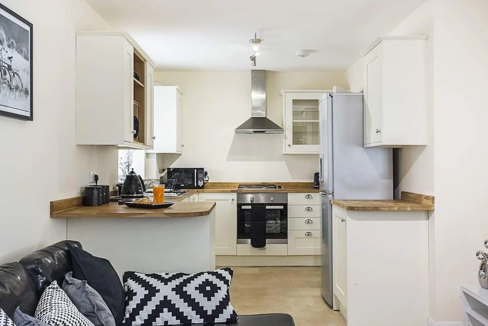 Orchid House Serviced Apartment