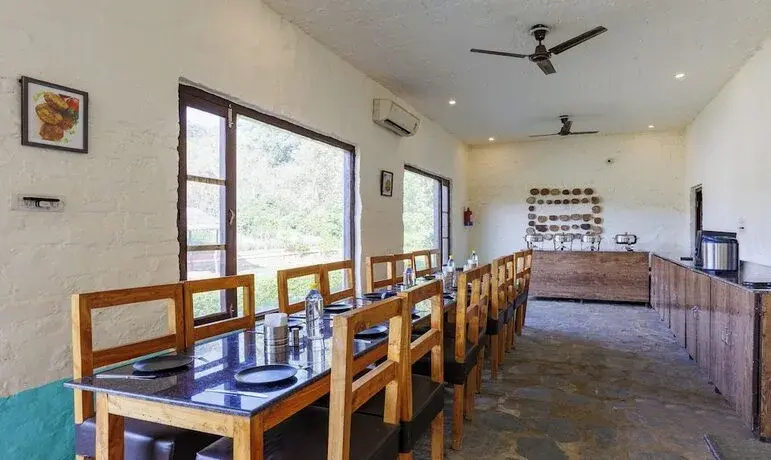 Treebo Trend Corbett Tiger Retreat