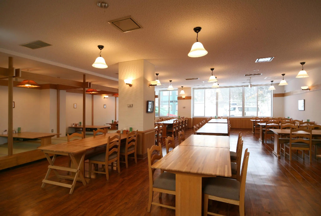 Tomuraushionsen Higashi Taisetsuso