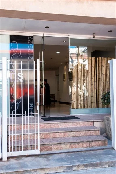 Nuñez Suites