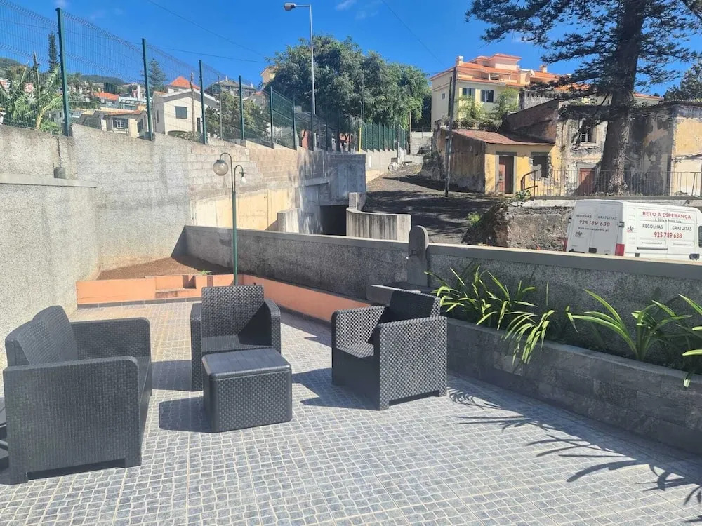 Charming 3-bed House in Funchal