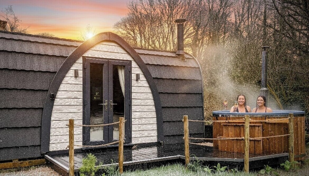 Emlyn's Coppice - Luxury Woodland Glamping