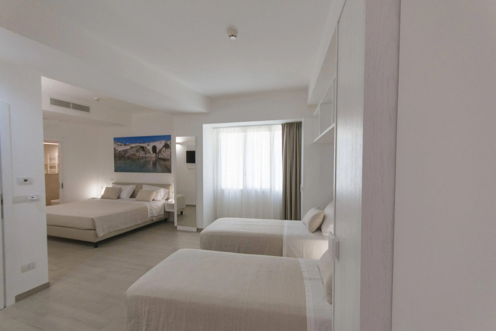 Est hotel