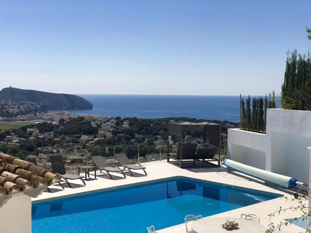 Casa Vida, your villa with panoramic sea views in Moraira