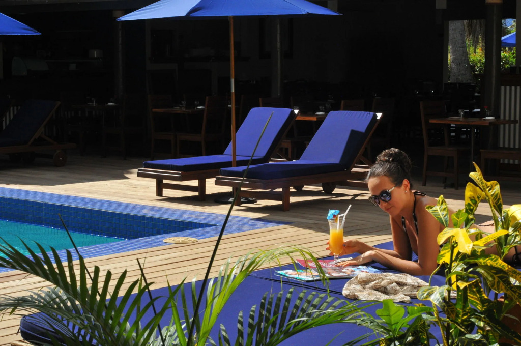 Oasis Palms Hotel