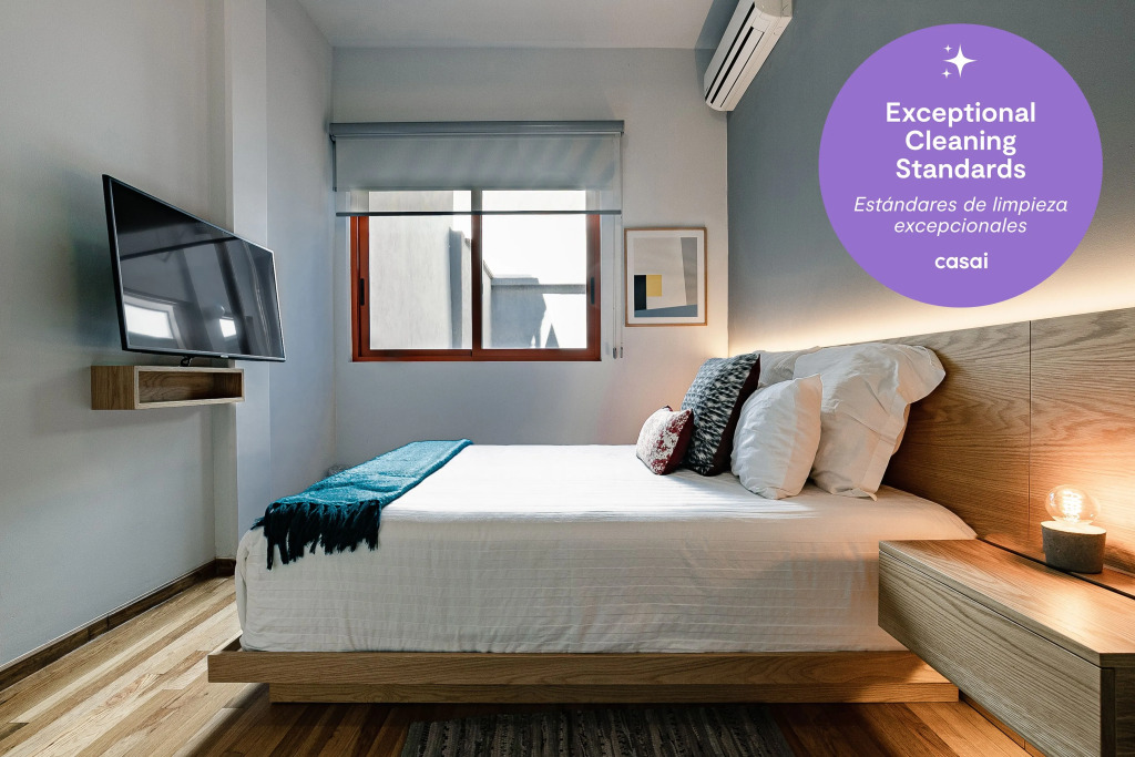 Chic Modern La Condesa Apt in Art Deco Building