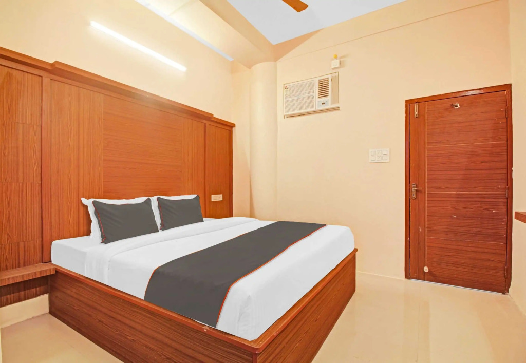 Collection O Hotel Aqua Villa Near Netaji Subhash Chandra Bose International Airport