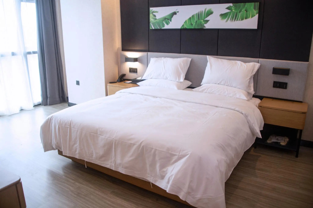 UP and IN Hotel Hunan Yueyang Pingjiang County Huatai Road