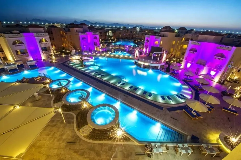 Albatros Aqua Blue Azrak VIP Package