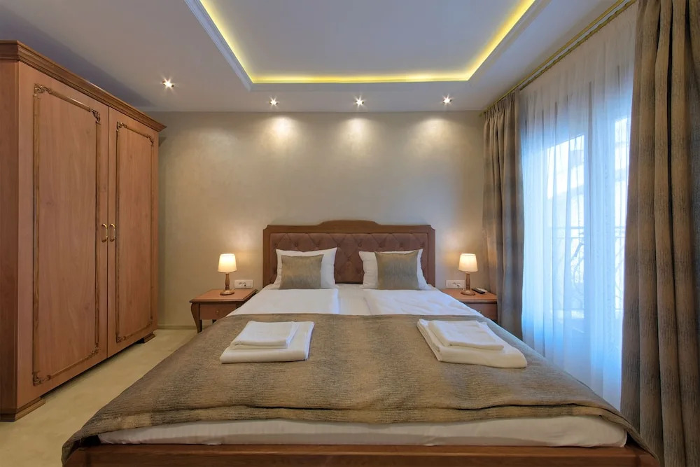 Provence rooms