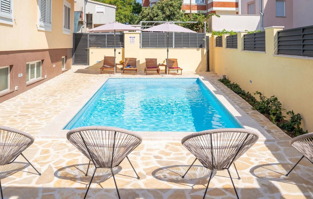 Nice Apartment in Zadar With Wifi, 1 Bedrooms and Outdoor Swimming Pool