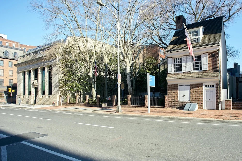 Sonder — Old City