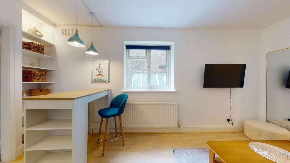 1 Bedroom Superior Apartment in Maida Vale