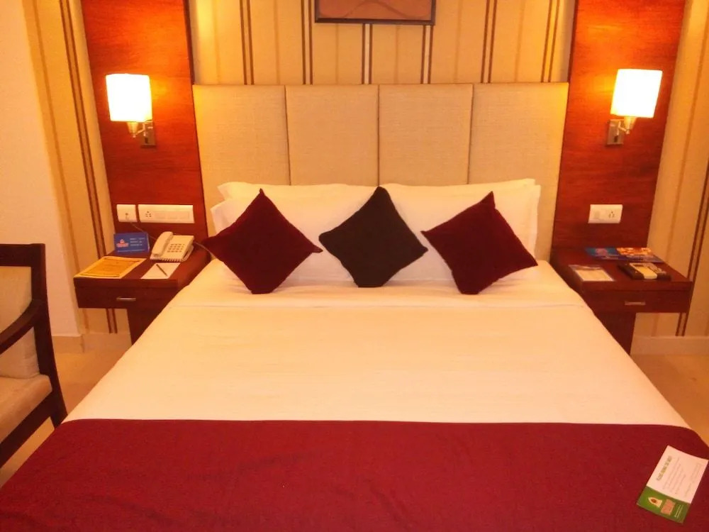 Hotel White Gate Residency -near to Vaikom Sri Mahadeva Temple