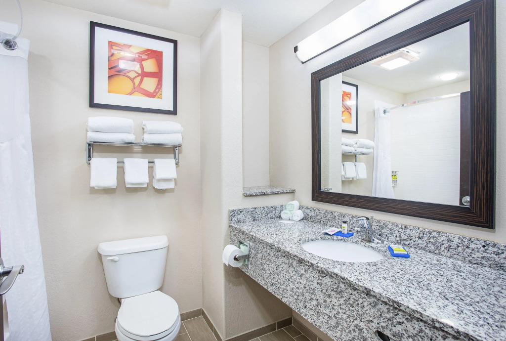 Holiday Inn Express Hotel & Suites Glasgow by IHG