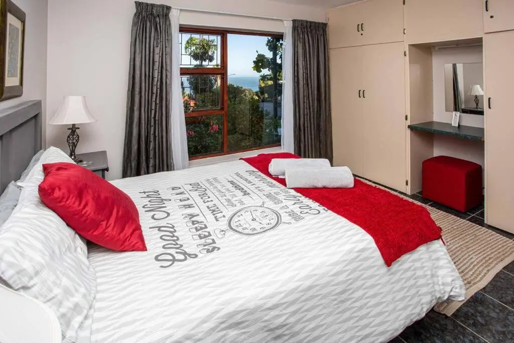 2 Bedroom Holiday Flat in Dana Bay