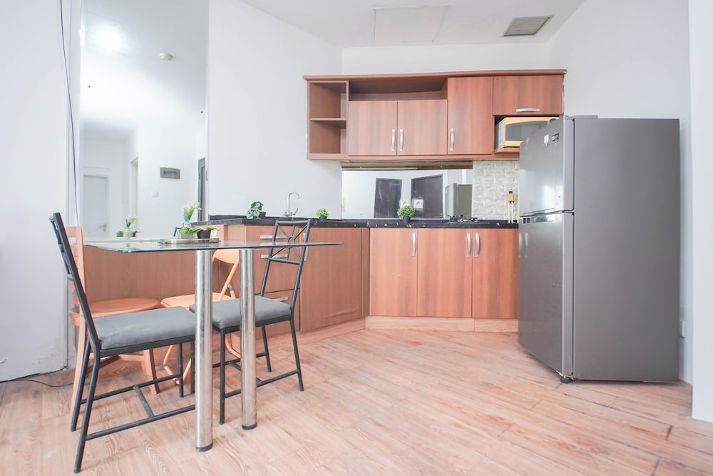 Cozy 2BR Cosmo Residence Apartment near Thamrin City Mall