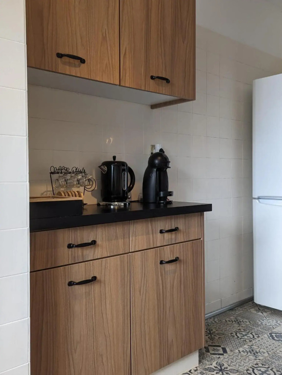 Pine Tree Apartment