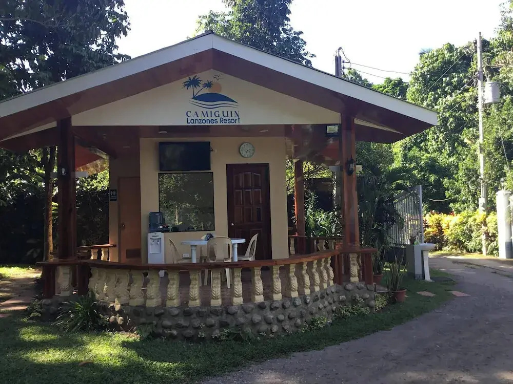 Room-camiguin Lanzones Resort -quadruple