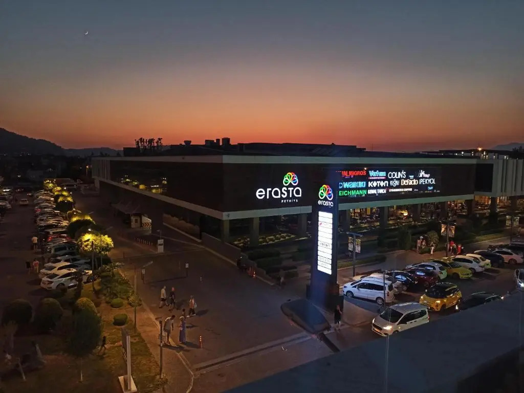 Fethiye merkezde,şehir manzaralı, geniş dubleks 3+1