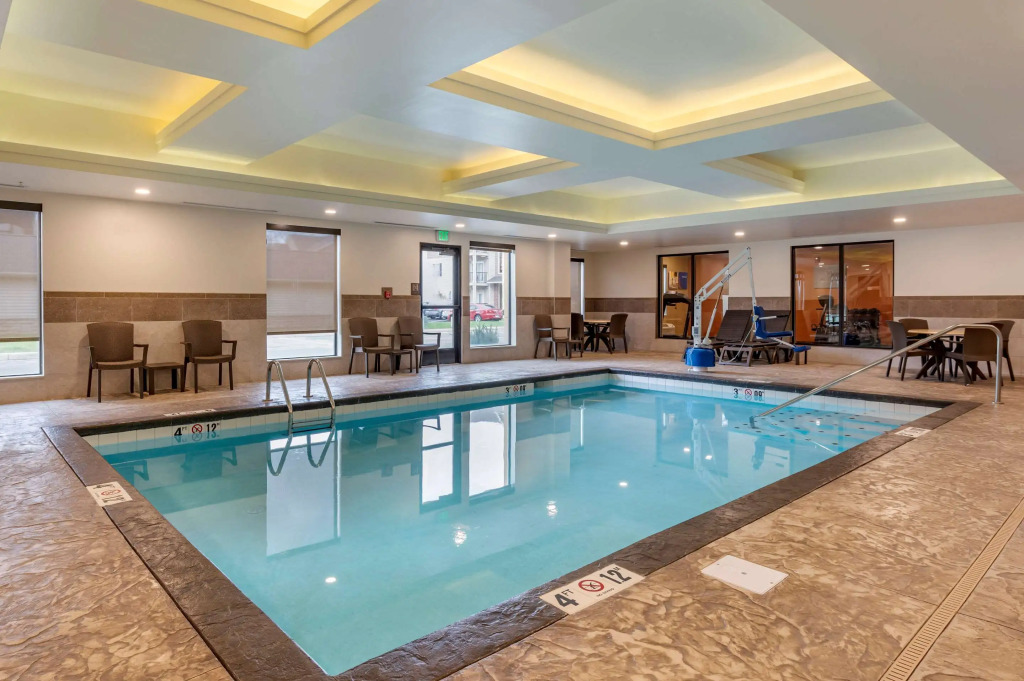 Comfort Suites Columbus Airport