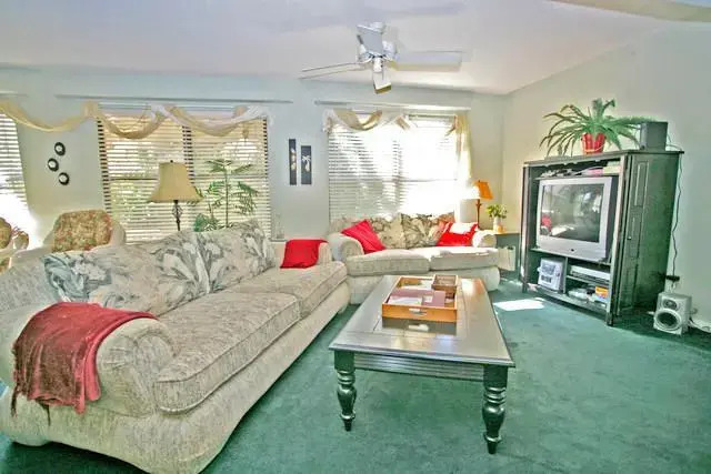 Cranberry Cottage by Vacation Rental Pros