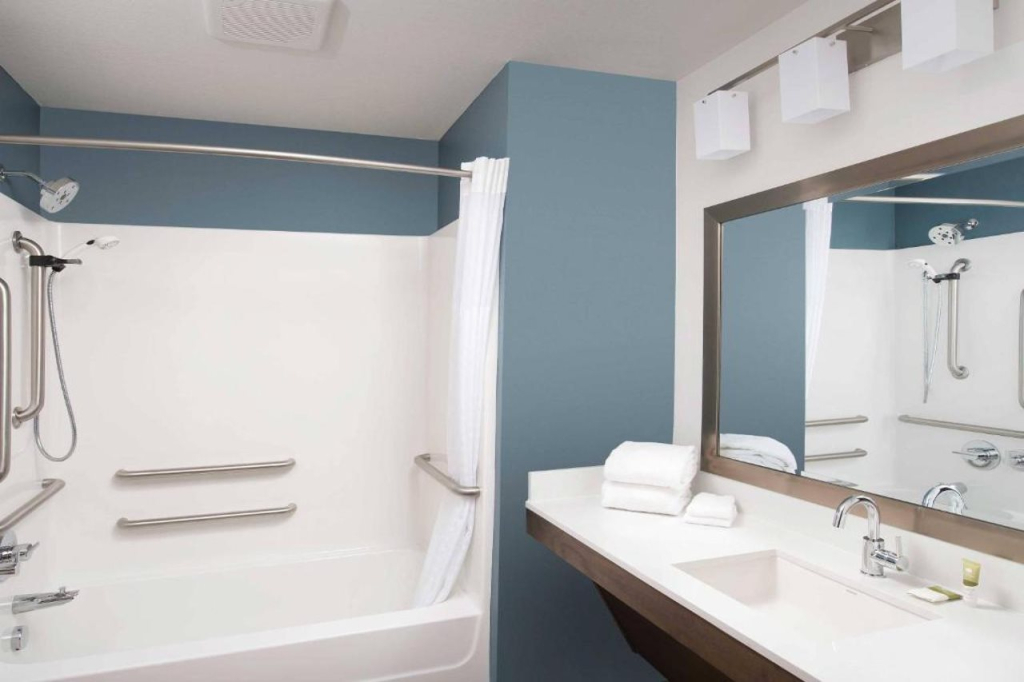 WoodSpring Suites Charlotte Airport