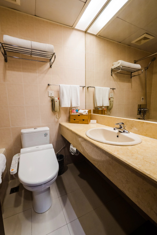 Rui Tai Hong Qiao Hotel
