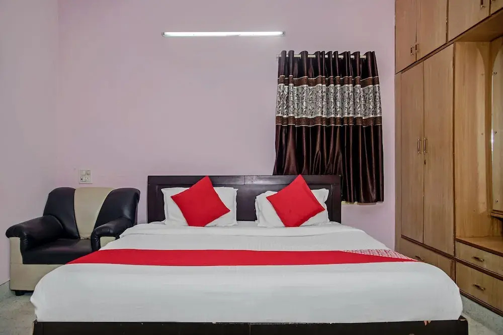 Oyo 49581 Hotel Prince Delight