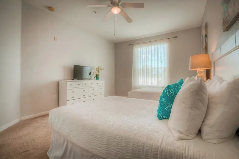 Tropicana Lakeview