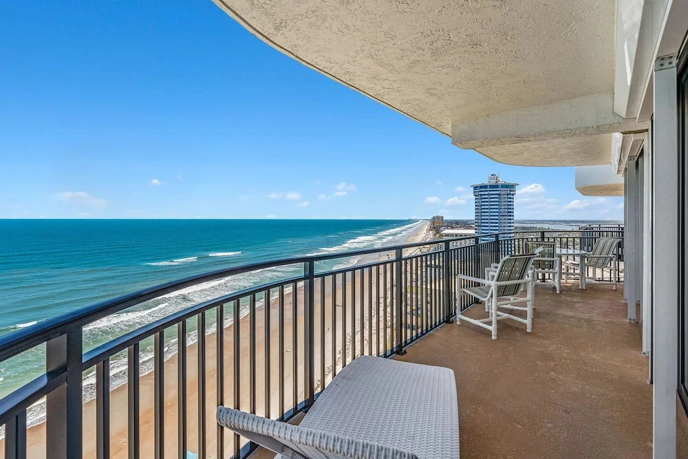Ocean View Penthouse 2BR Condo Daytona Shores