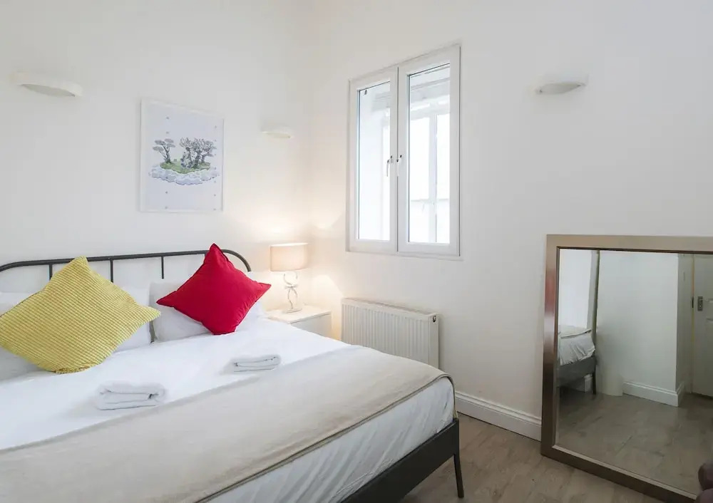 Westbourne Gardens by Lime Street