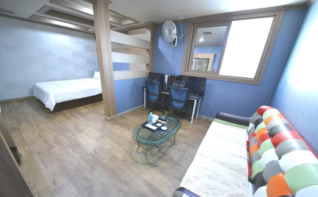 Adam & Eve Hotel
