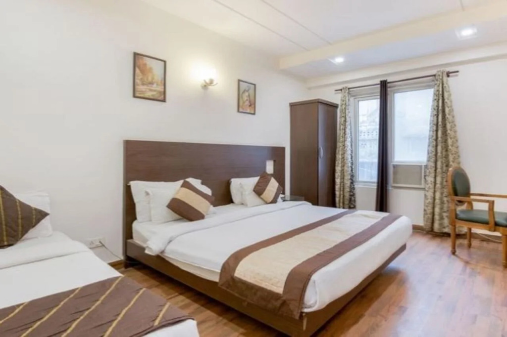 Hotel La Vista Karol Bagh New Delhi