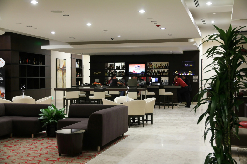 Embassy Suites Ontario - Airport