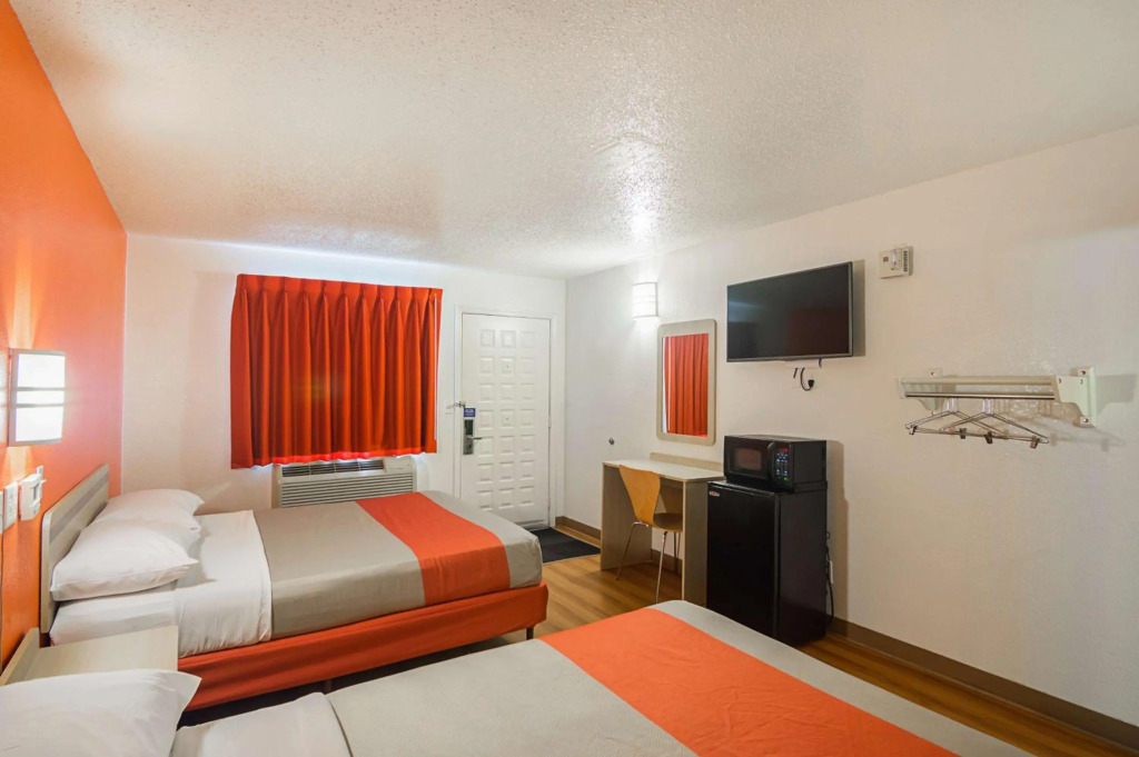 Motel 6-Lawton, OK